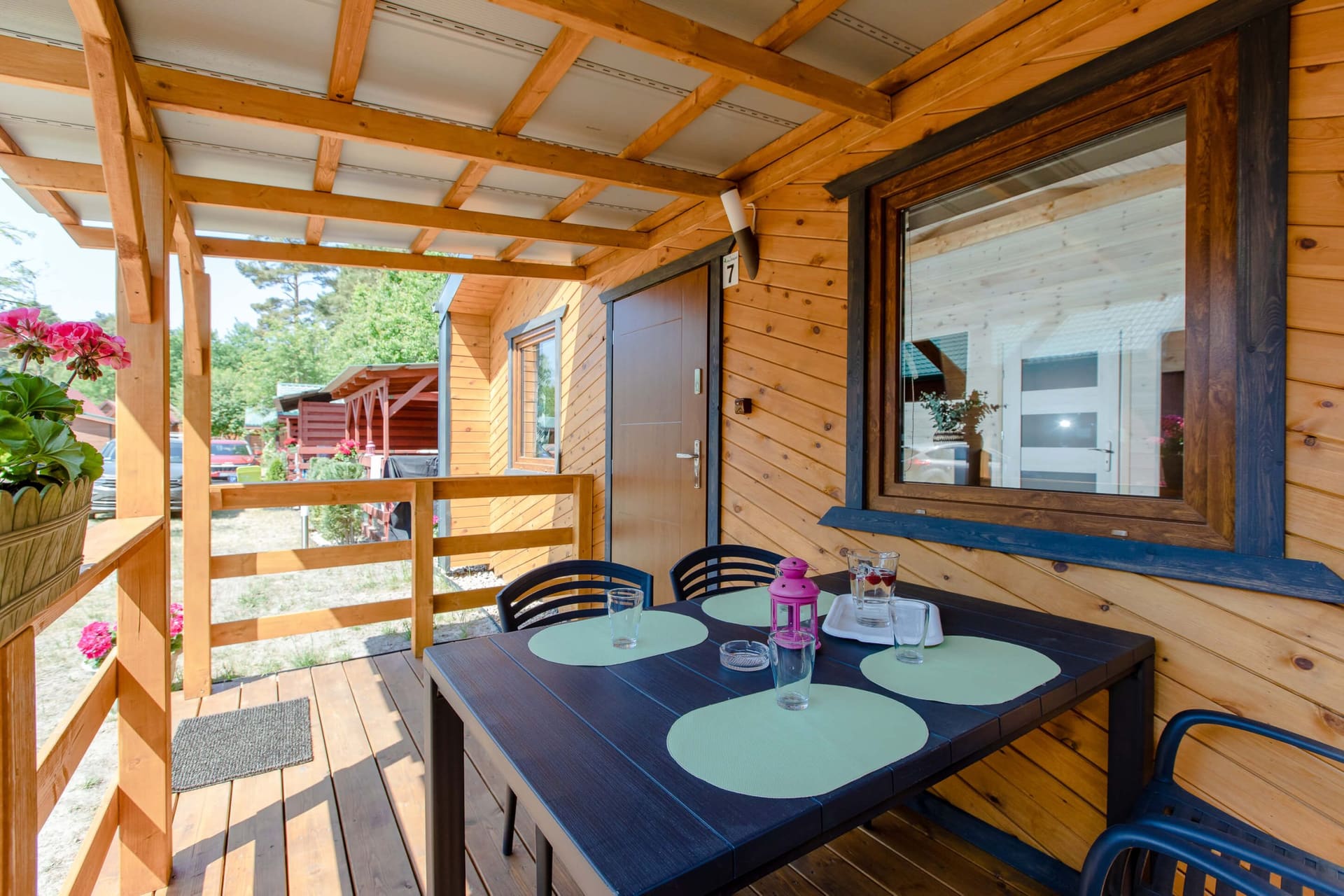Apartament pięcioosobowy parterowy - Leśny Zakątek