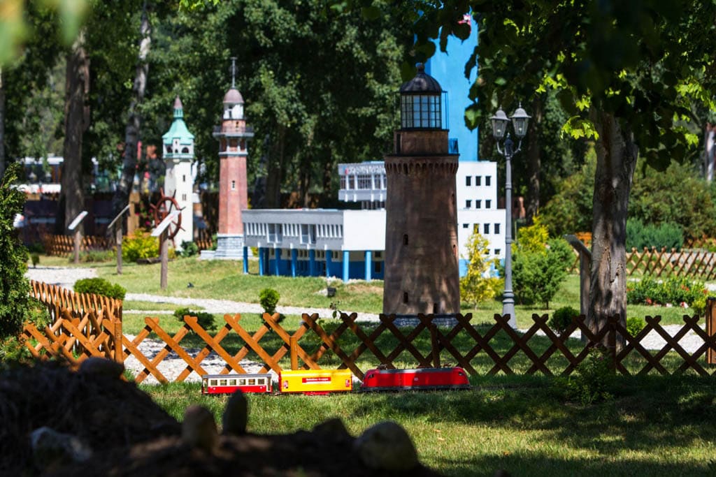 Okolica Pogorzelicy: plaża i sosnowy las 9